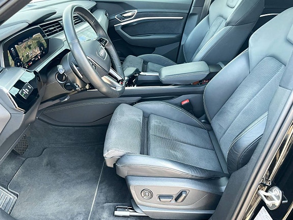 Audi e-tron 6 of 10