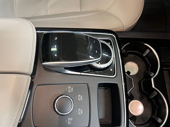 Mercedes-Benz GLE350 d 15 of 18