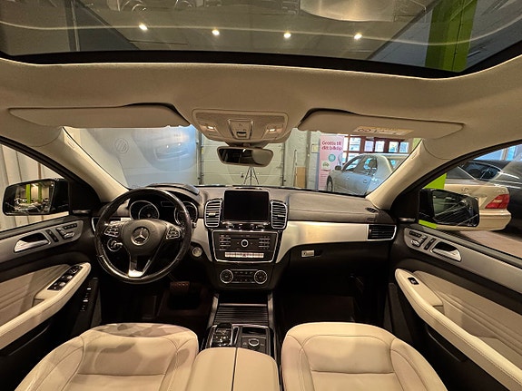 Mercedes-Benz GLE350 d 11 of 18