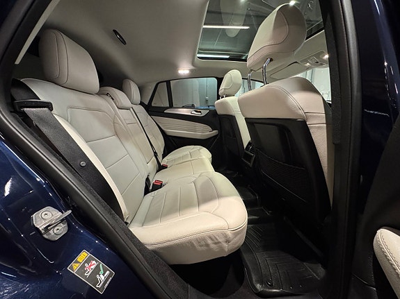 Mercedes-Benz GLE350 d 10 of 18
