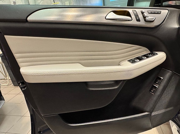 Mercedes-Benz GLE350 d 7 of 18