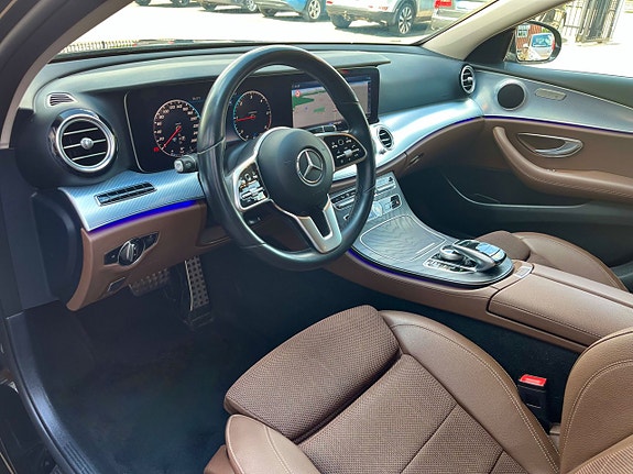 Mercedes-Benz E220 d 11 of 11