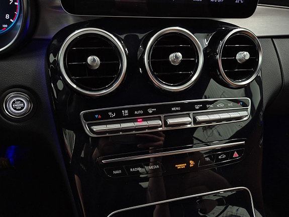 Mercedes-Benz C43 24 of 27
