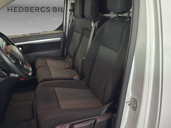 Peugeot e-Expert 7 of 16