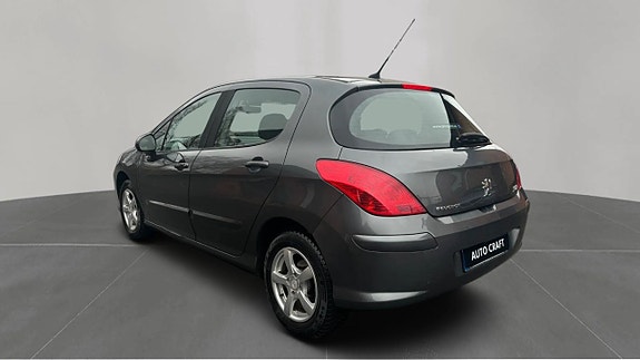 Peugeot 308 7 of 10