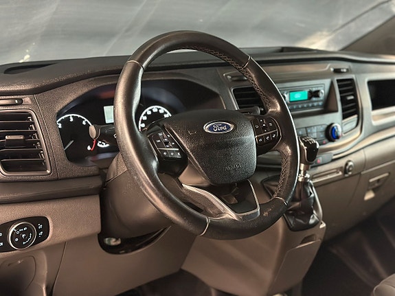 Ford Transit Custom 18 of 25