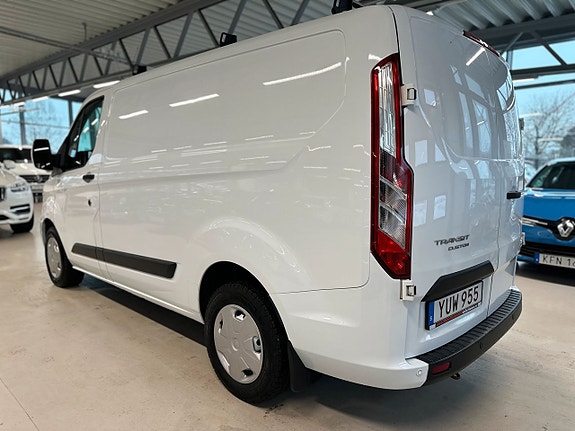 Ford Transit Custom 5 of 5