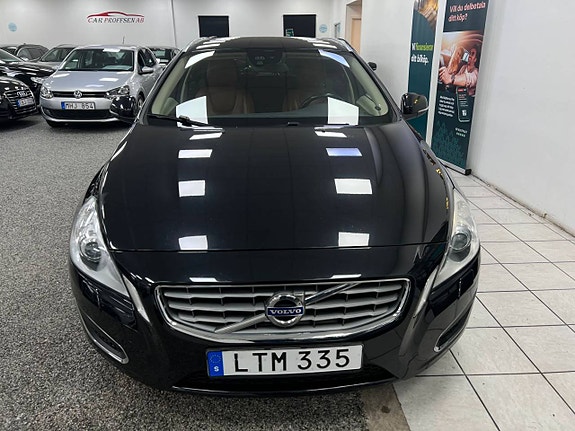 Volvo V60 16 of 21