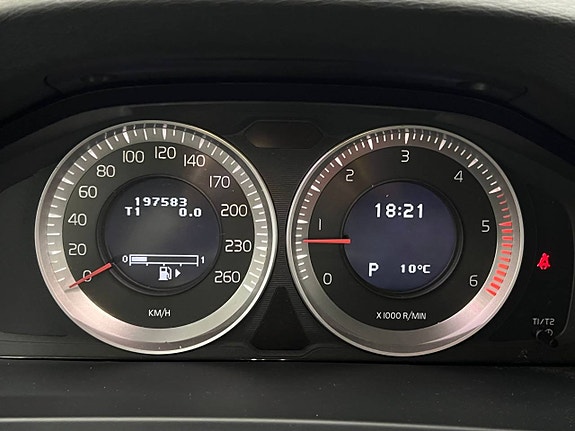 Volvo V60 9 of 21