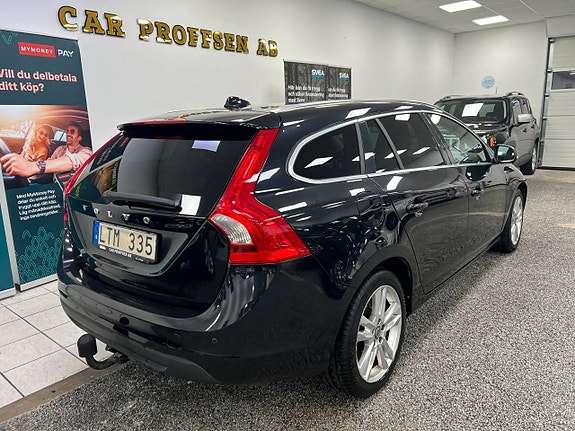 Volvo V60 4 of 21