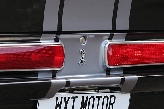 Ford Mustang 14 of 18