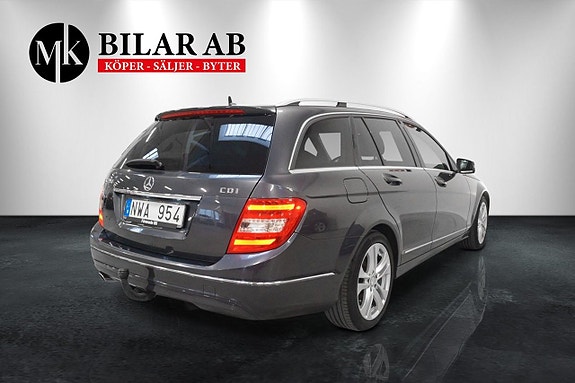 Mercedes-Benz C220 6 of 11