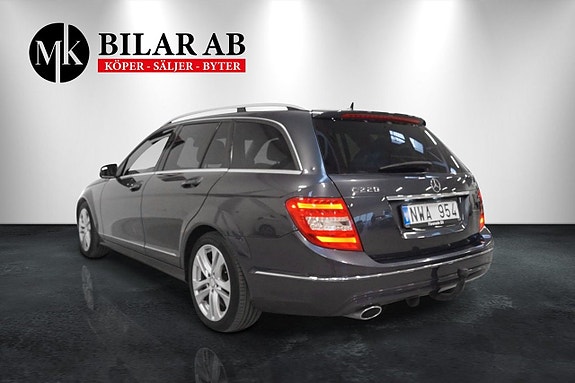 Mercedes-Benz C220 4 of 11