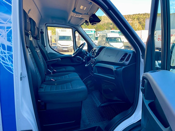 Iveco Daily 8 of 13