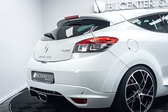 Renault Megane 18 of 30