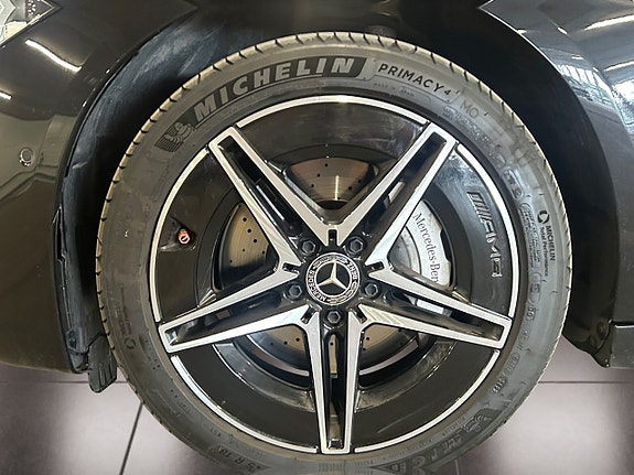Mercedes-Benz C300 e 9 of 24