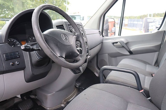 Mercedes-Benz Sprinter 316 8 of 18
