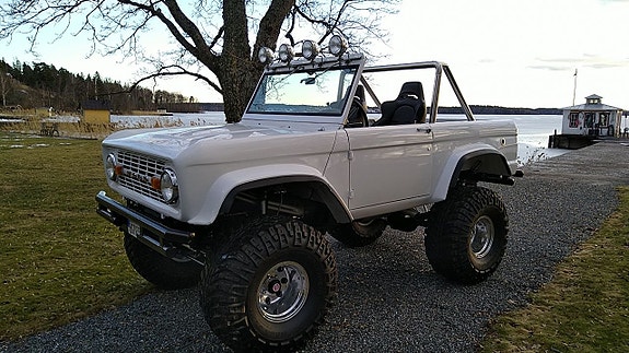 Ford Bronco 9 of 10