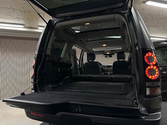 Land Rover Discovery 4 27 of 28