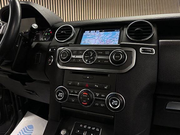 Land Rover Discovery 4 20 of 28