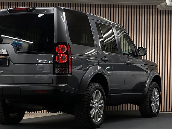 Land Rover Discovery 4 12 of 28