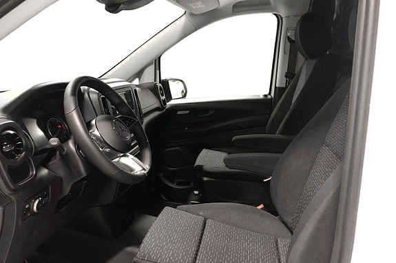 Mercedes-Benz eVito 112 10 of 11