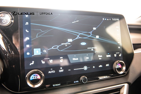 Lexus RX450h+ 9 of 18