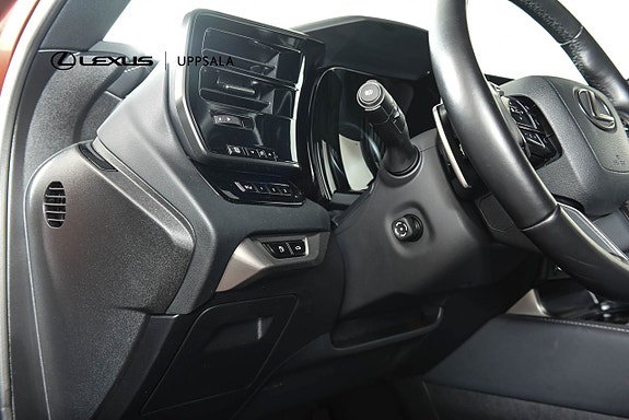 Lexus RX450h+ 12 of 18