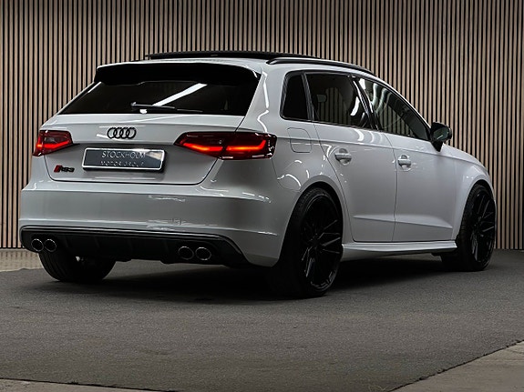 Audi S3 10 of 27