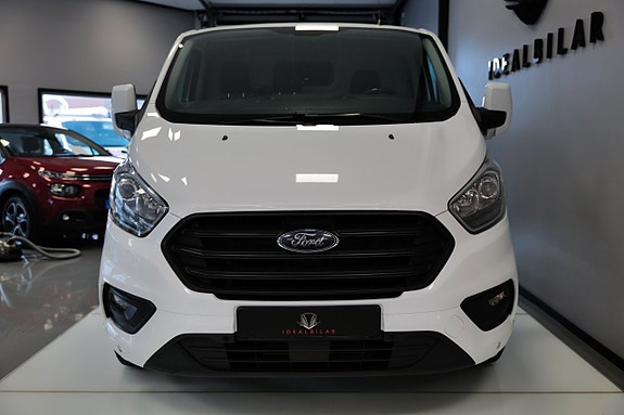 Ford Transit Custom 5 of 12