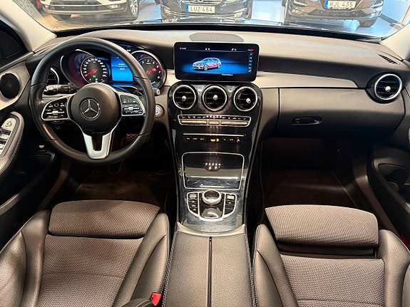 Mercedes-Benz C200 5 of 13