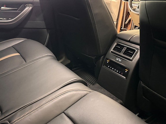 Mazda CX-80 13 of 22