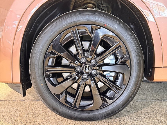 Mazda CX-80 20 of 22