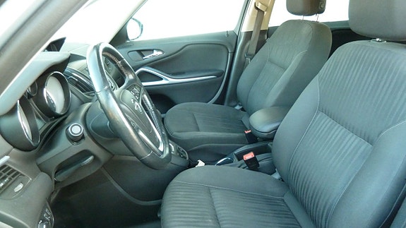 Opel Zafira Tourer 8 of 10