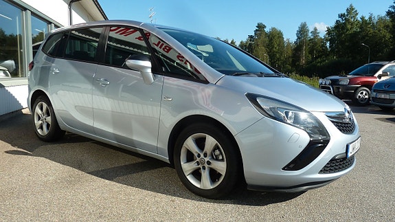 Opel Zafira Tourer 3 of 5