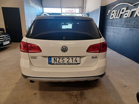 Volkswagen Passat Alltrack 5 of 5