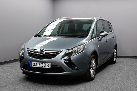 Opel Zafira Tourer 4 of 5