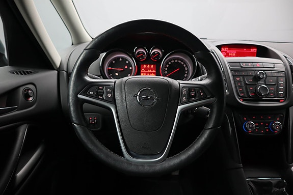 Opel Zafira Tourer 17 of 25