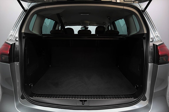 Opel Zafira Tourer 23 of 25