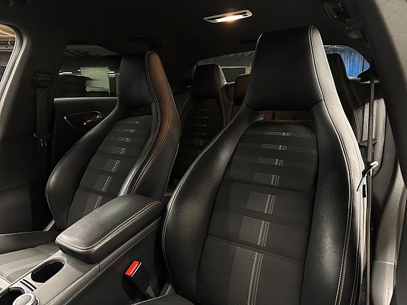 Mercedes-Benz CLA220 d 20 of 27