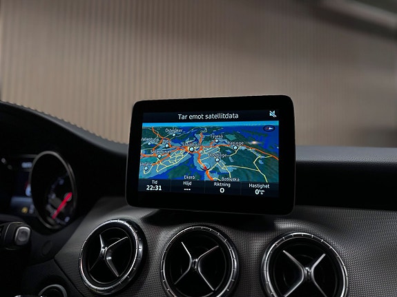 Mercedes-Benz CLA220 d 21 of 27