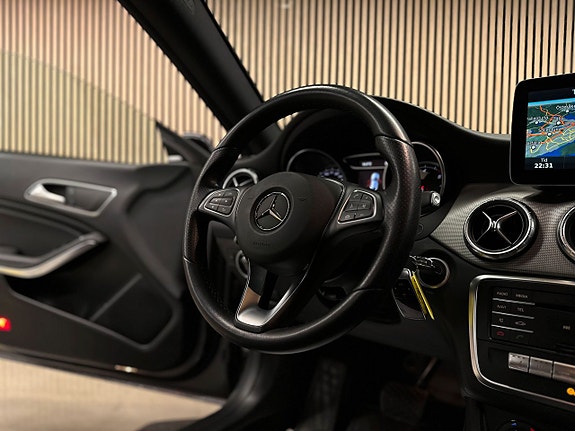 Mercedes-Benz CLA220 d 19 of 27