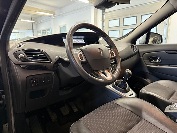 Renault Scenic III 10 of 13