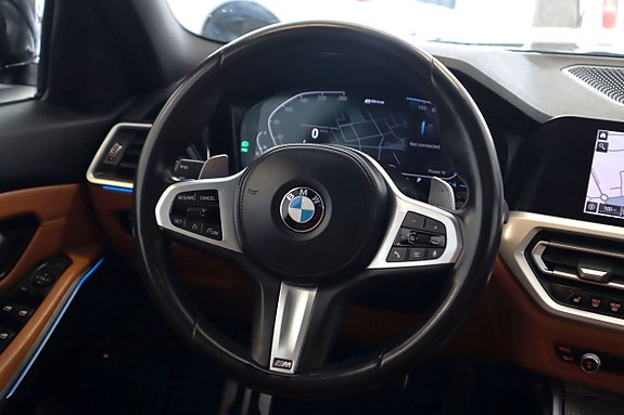 BMW 330e 11 of 19
