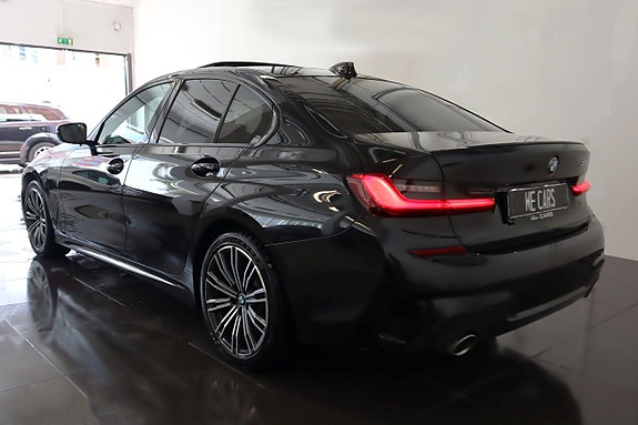 BMW 330e 3 of 5