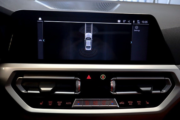BMW 330e 17 of 19