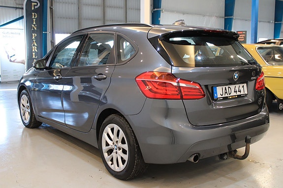 BMW 218 5 of 12