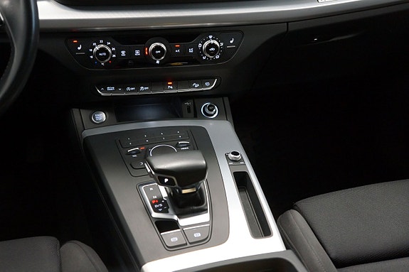 Audi Q5 5 of 5
