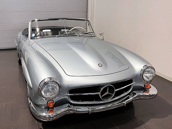 Mercedes-Benz 190 SL 4 of 5