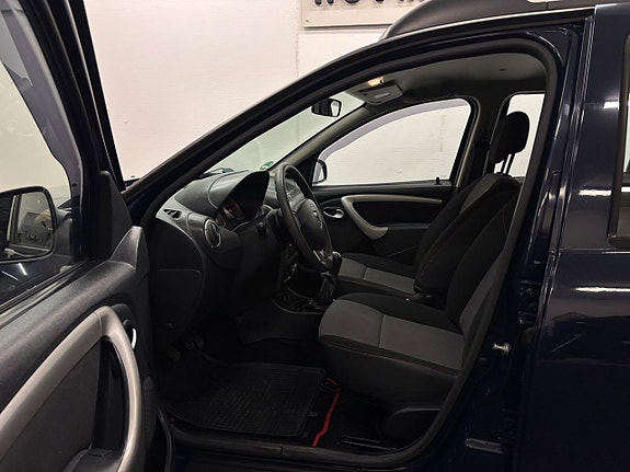 Dacia Duster 8 of 12
